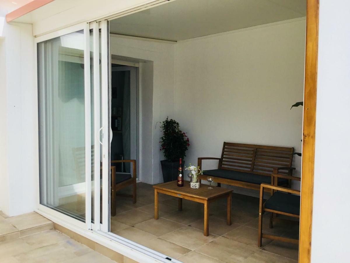Gite Blanco Y Madera Нарбон Екстериор снимка